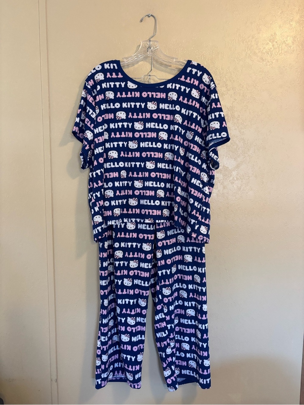 NWT Hello Kitty Pajama Set sz 2X